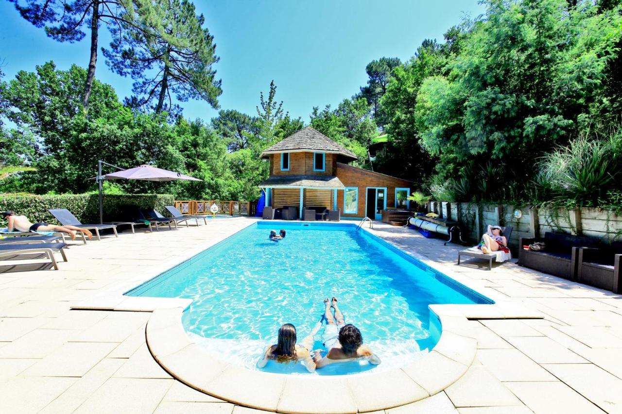 Village Nature Et Ocean A Cote De La Plage Avec Piscine Et Jacuzzi Месанж Екстериор снимка